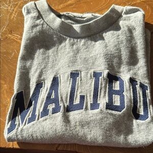 Brandy Melville: Malibu T-Shirt